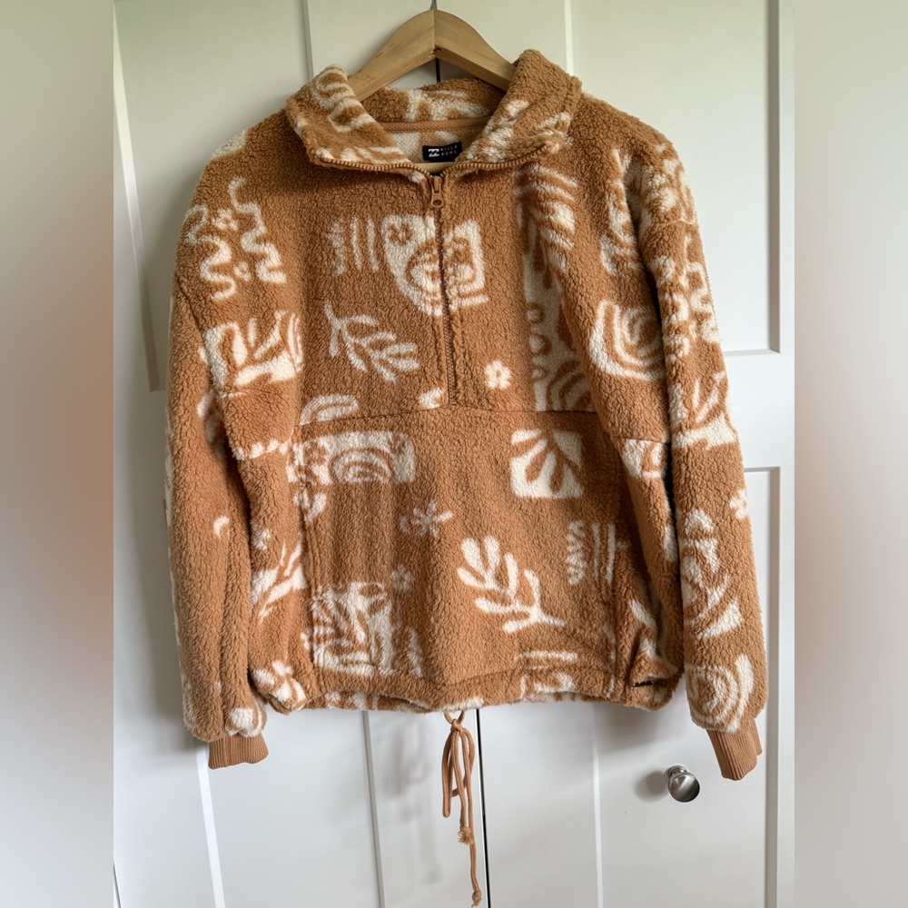 NWT Billabong Camel and Cream Half Zip - Picture 2 of 5
